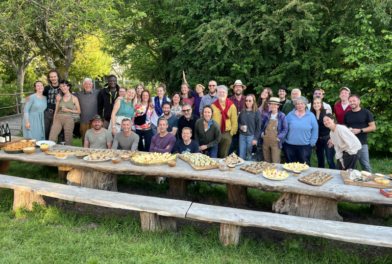 Formations, groupe, cuisine, repas, permaculture, jardinier, maraicher, se nourrir de son jardin, autonomie,
